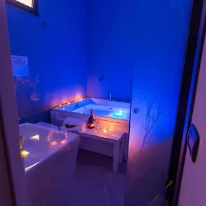  Nocleg ze śniadaniem Etnea 208 Luxury Jacuzzi Włochy
